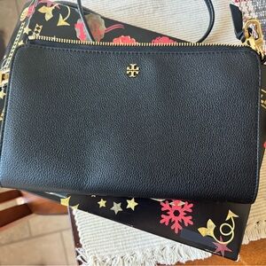 Tory Burch Black Leather Women's Bag